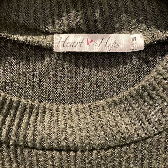 Heart& Hips ribbed Army Green Midi Dress size Medium - Picture 2 of 7